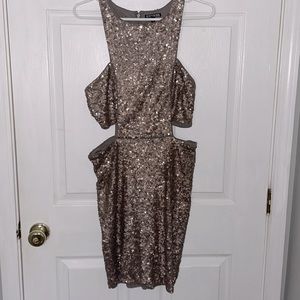 Gold sequin dress worn once. Size 10 express.